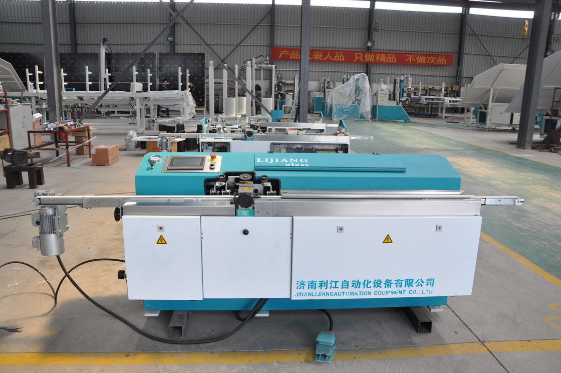 Machine butylique de fonte chaude puissante/machine butylique d'extrudeuse pour la chaîne de production insultante