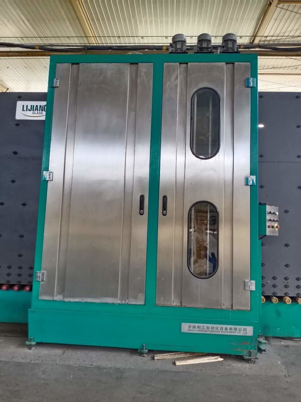 Machine à laver en verre verticale de rendement élevé pour la production et le traitement en verre