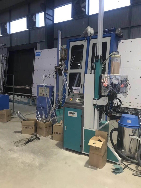 Chaîne de production en verre isolante puissante machine de remplissage déshydratante automatiquement dans les cadres d'entretoise