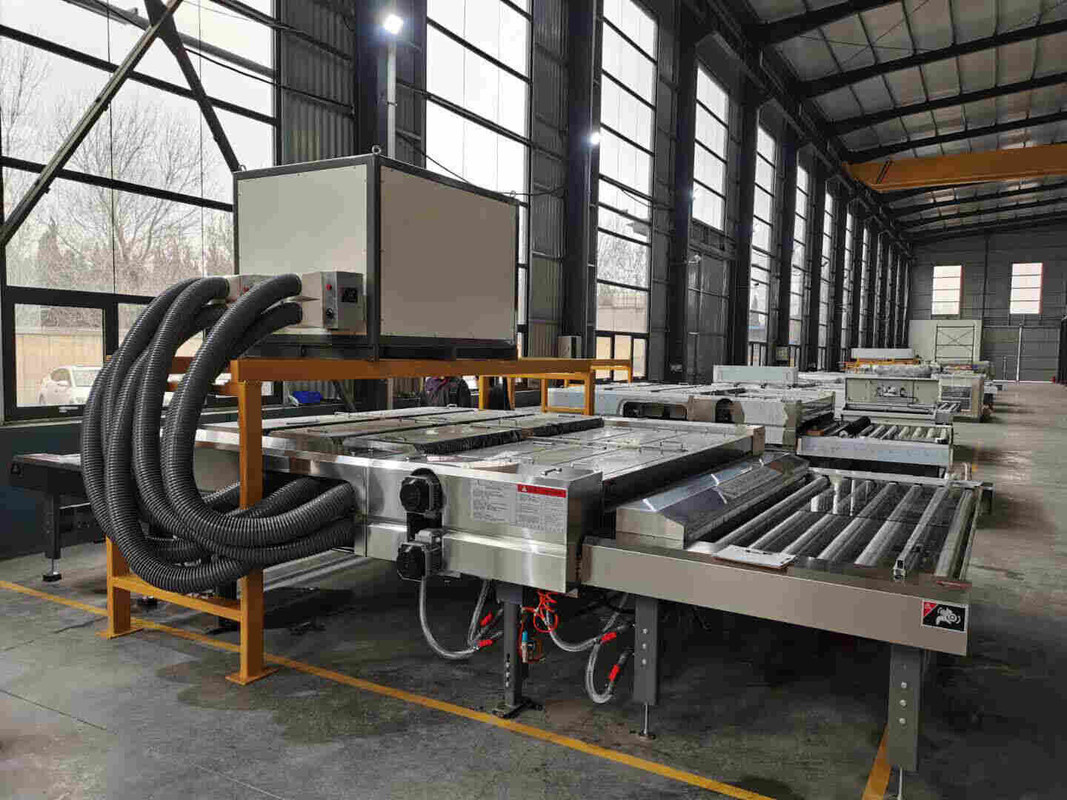 Double en verre lavage en verre isolant en verre horizontal profondément 25mm et machine de séchage pour le traitement en verre de plat