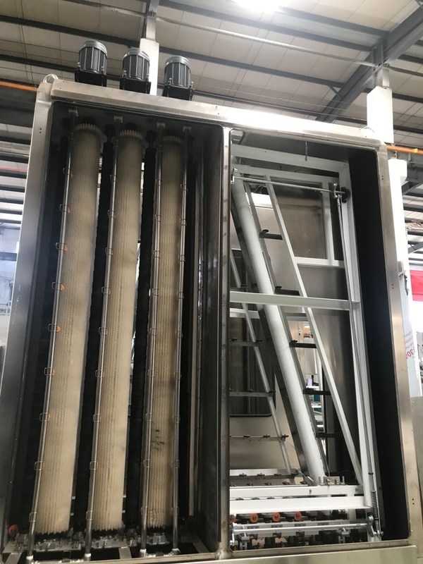 Basse E machine à laver en verre 2-10m/min automatique de la verticale en verre de grande taille